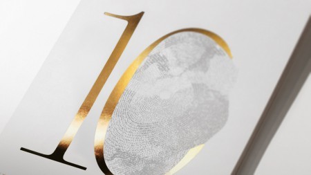 Otvetdesign разработали юбилейный календарь и каталог для бумаги "Омела"