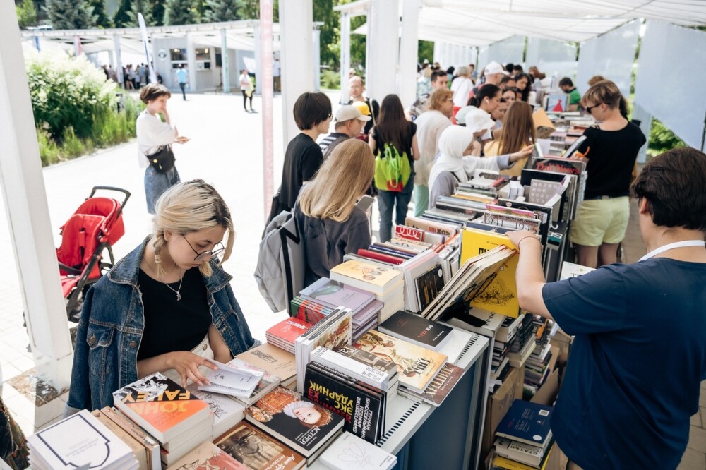 Более 100 издательств примут участие в книжном фестивале в Казани